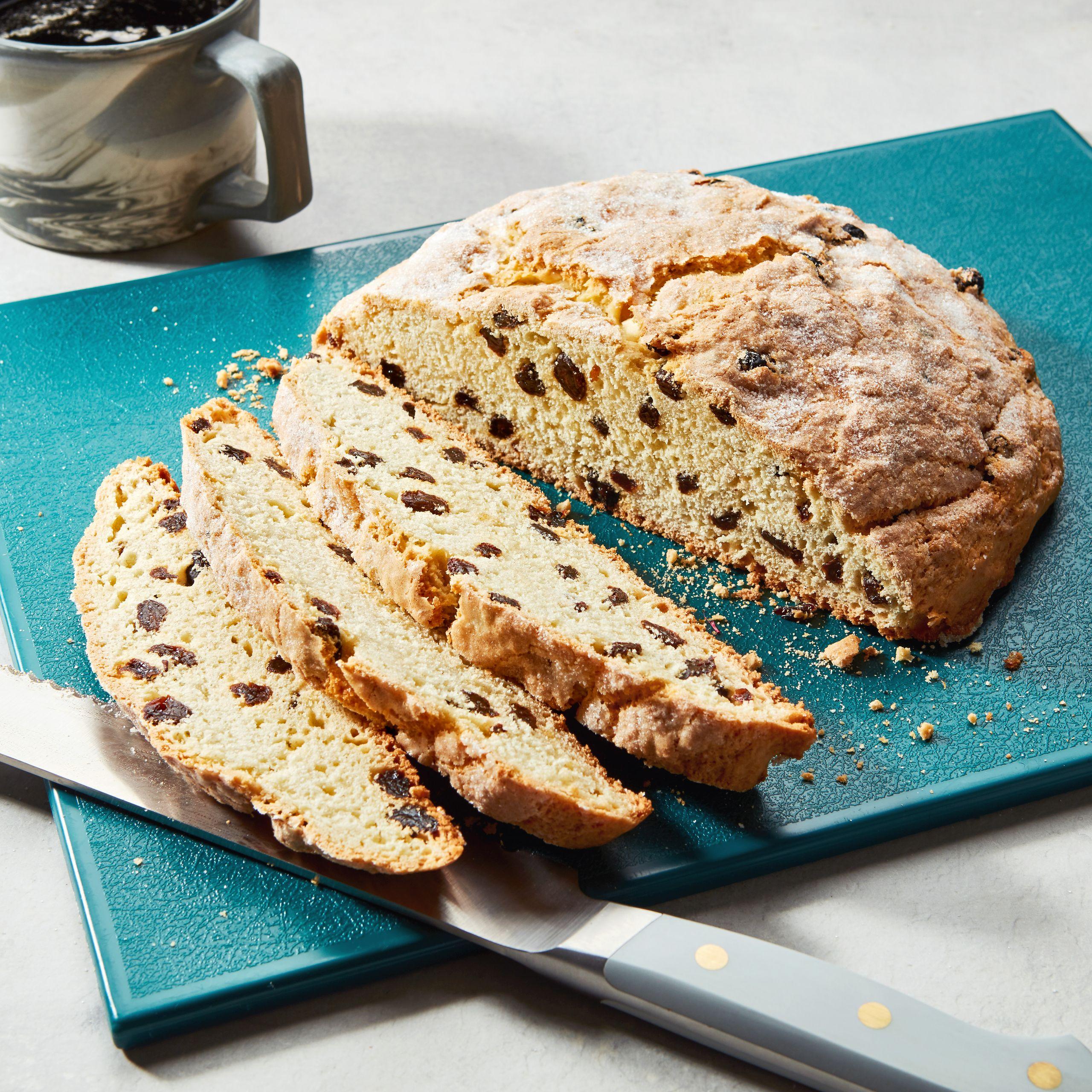 Secrets to Moist Raisin Soda Bread: A Baker's Guide